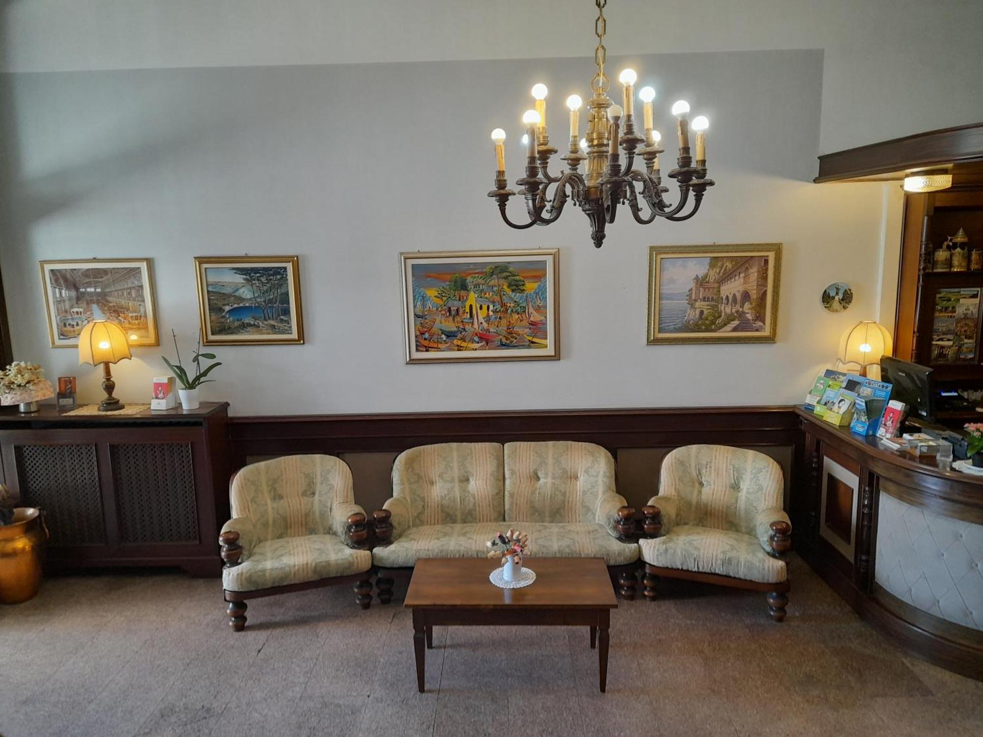 Hotel Florida アローナ エクステリア 写真